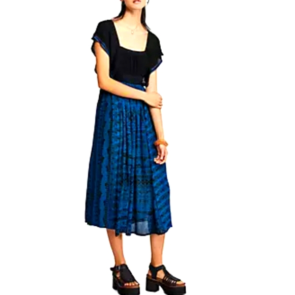 Free People In Search Of Paradise Midi Dress Blue Mixed Print Flowy Small NWT - Picture 2 of 16